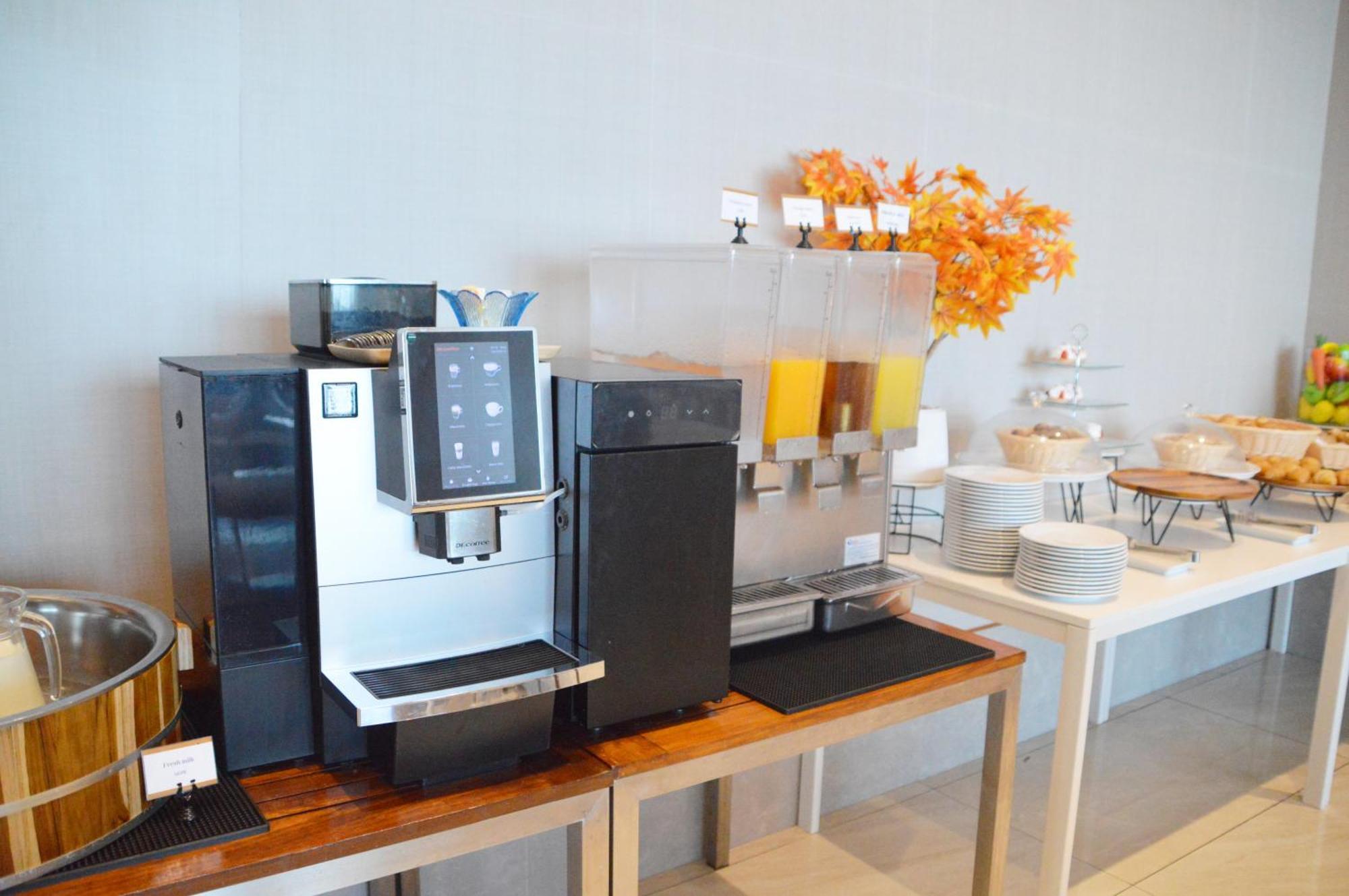 S Sriracha Hotel & Residence 시 라차 외부 사진
