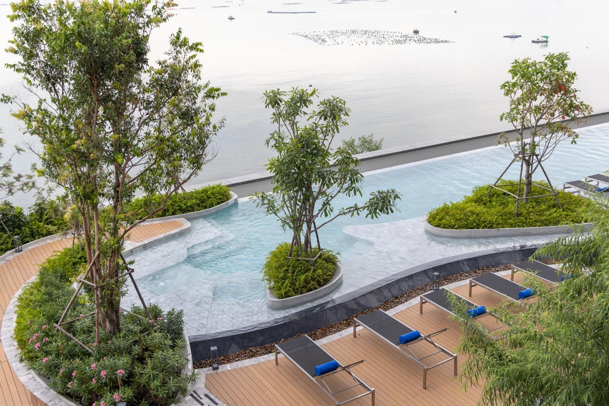 S Sriracha Hotel & Residence 시 라차 외부 사진